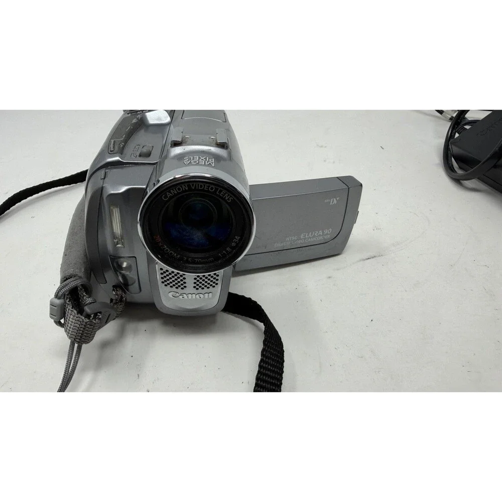 Canon ELURA 90 MiniDV Camcorder (Read)